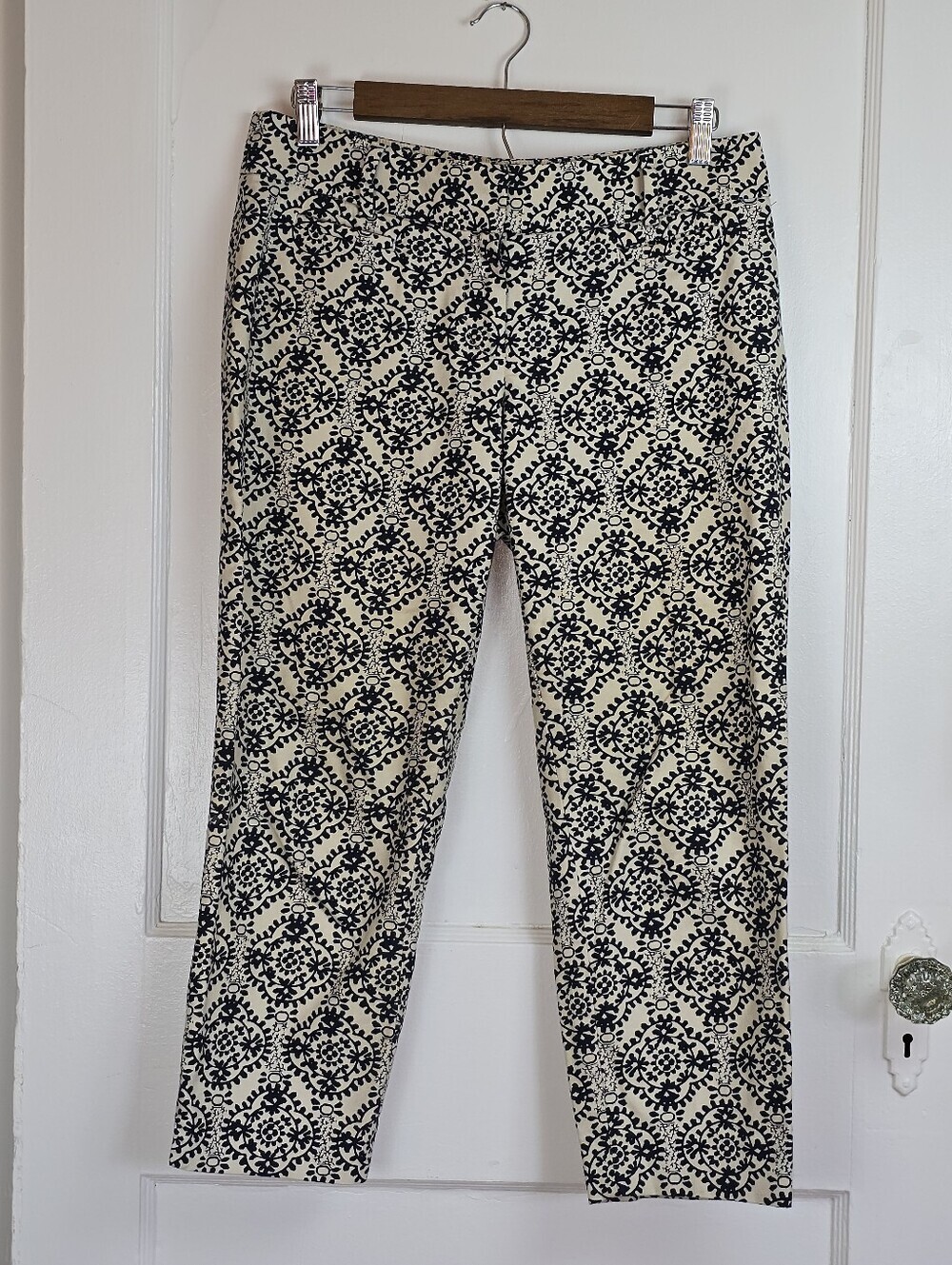 LOFT Navy and Cream Marisa Riviera Pant 4P